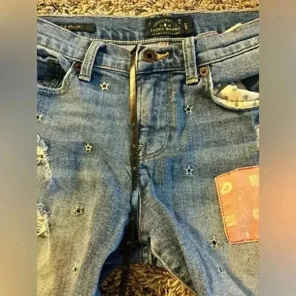 Lucky Brand The Roll Up Shorts - Picture 9 of 10